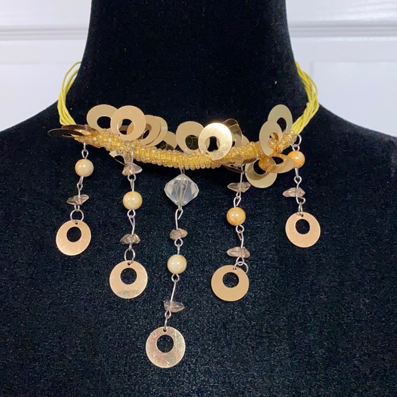 Costume jewelry yellow & gold dangling necklace with matching earrings - Picture 3 of 8